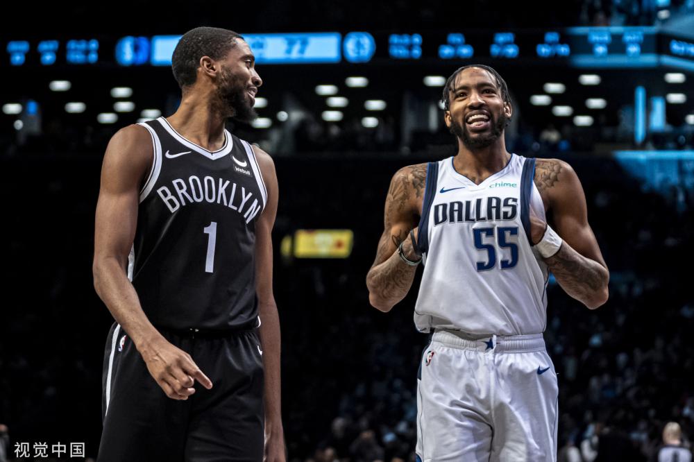 球传给外线 球传给外线