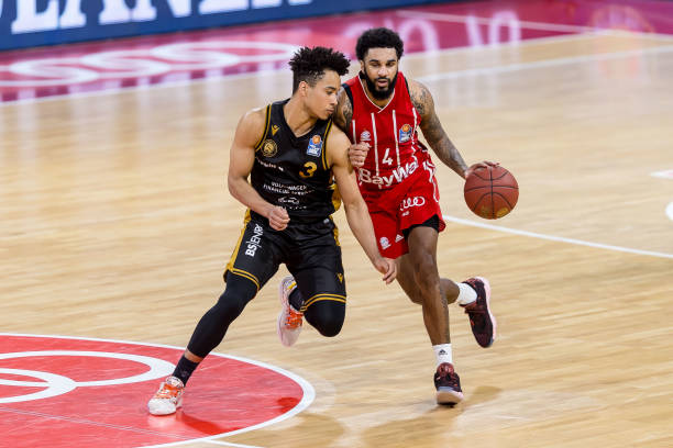 粹足球的集 粹足球的集