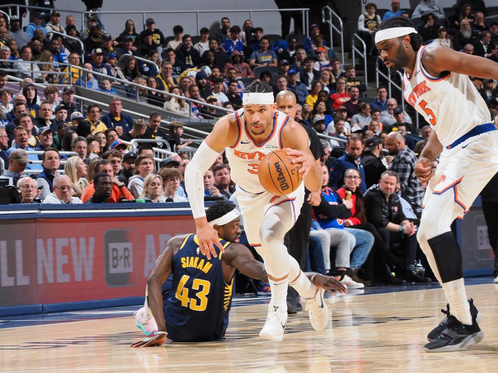 酒女篮面对 酒女篮面对