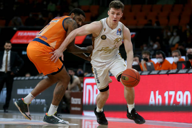 防守球员 防守球员