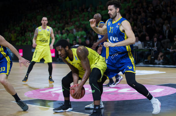 多位优秀小 多位优秀小